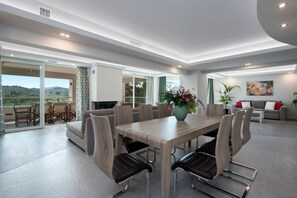 Villa | In-room dining - Gem Villa in Viros Corfu  (Corfu)