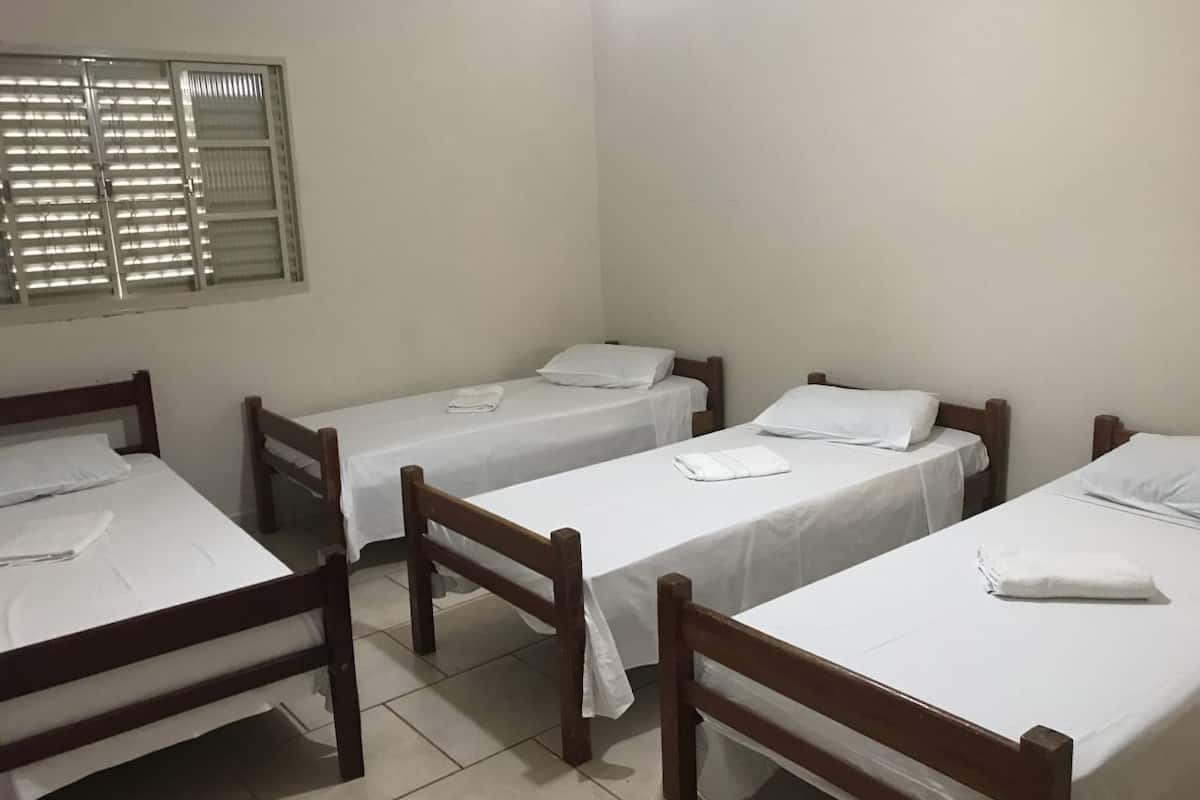 Traditional Triple Room, 3 Twin Beds, Non Smoking | Iron/ironing board, free WiFi, bed sheets