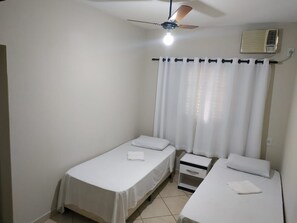 Iron/ironing board, free WiFi, bed sheets - Hotel Buritama (Buritama)
