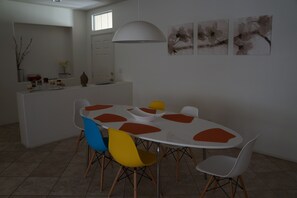 Appartement, 4 slaapkamers | Dineren