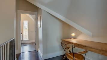 House, 3 Bedrooms | Interior