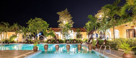 Front of property – evening/night