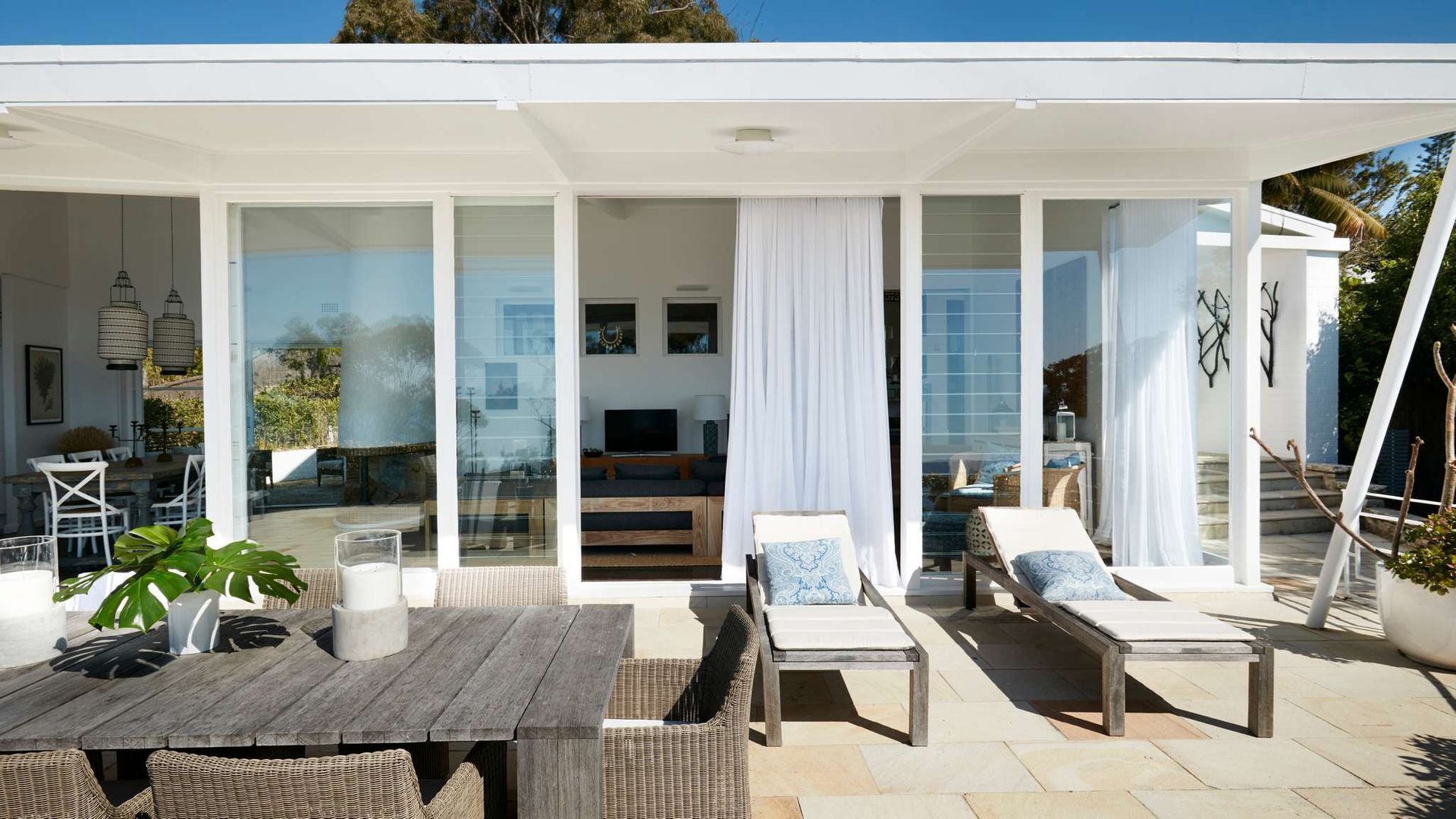 Pacific Blue by Contemporary Hotels — image 16