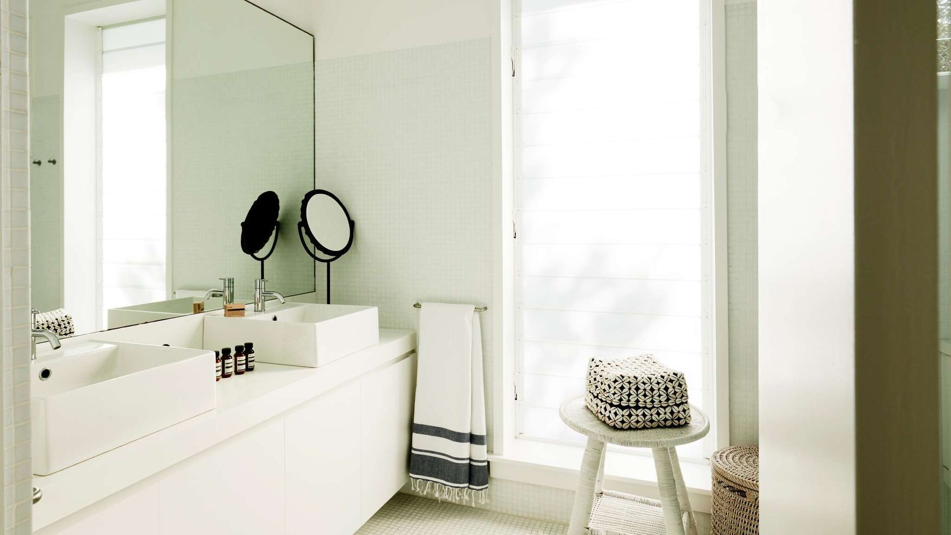 Pacific Blue by Contemporary Hotels — image 25