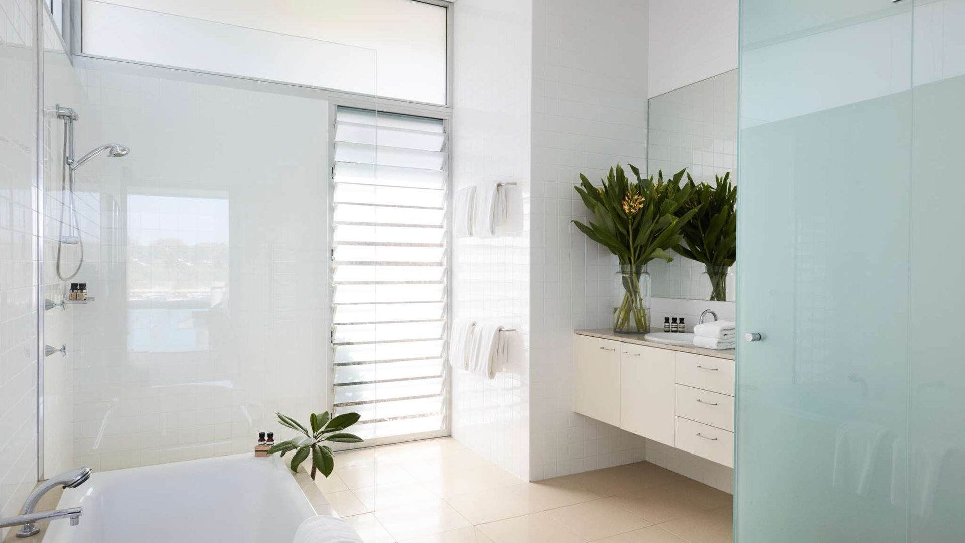 Whale Beach Bliss by Contemporary Hotels — image 19