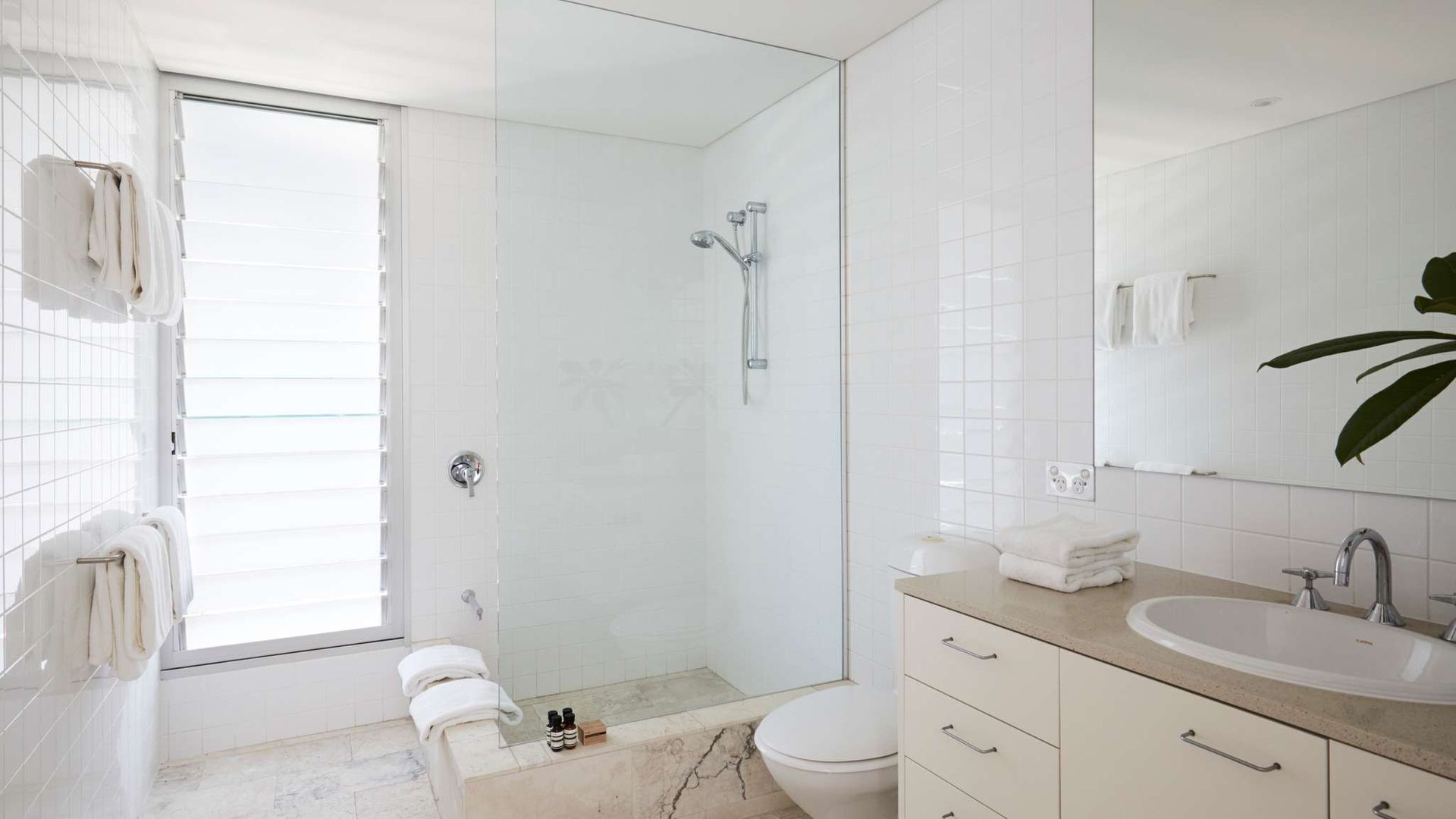 Whale Beach Bliss by Contemporary Hotels — image 22