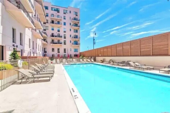 Outdoor pool, a heated pool