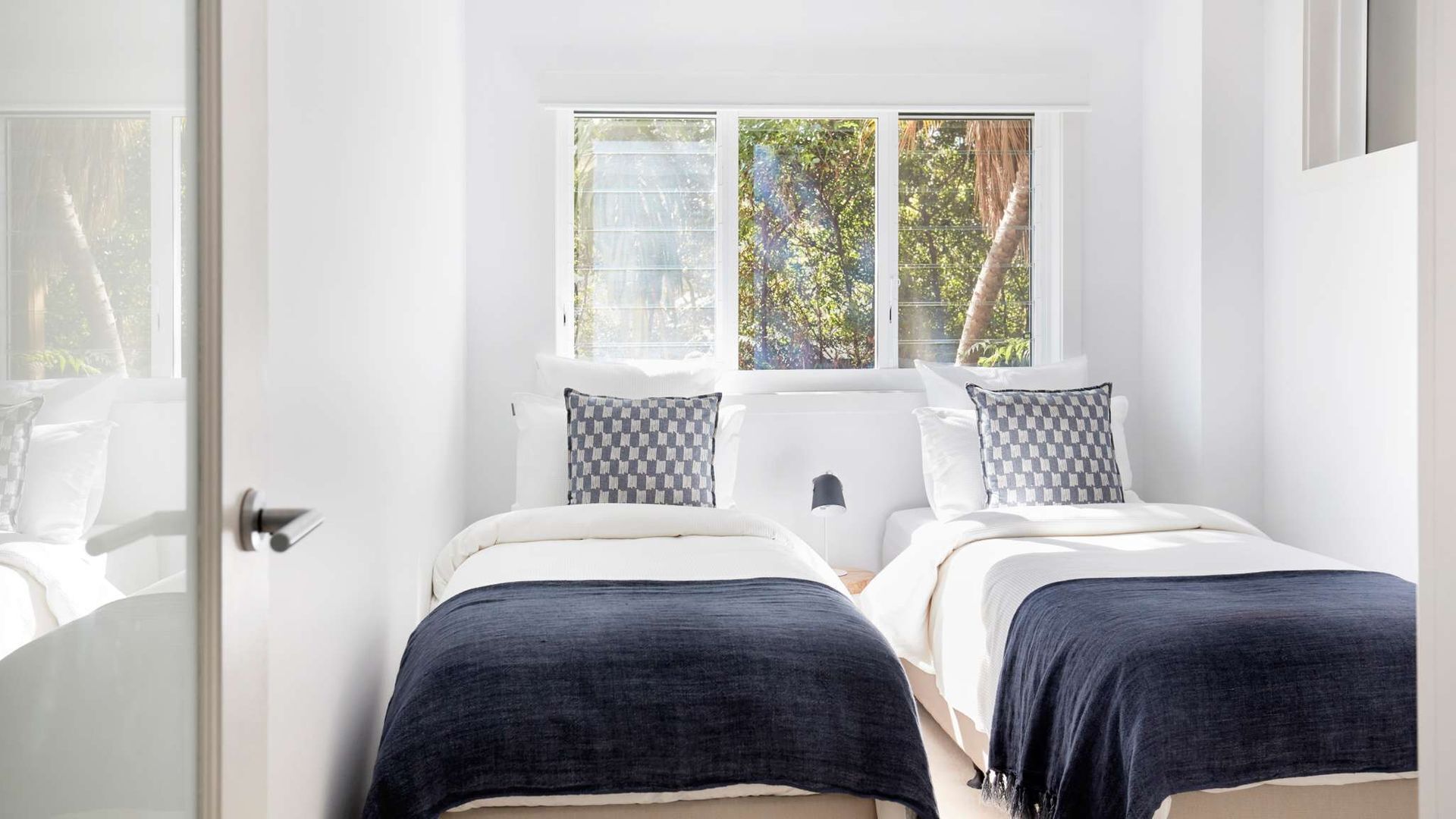 Palm Beach Tranquility by Contemporary Hotels — image 16