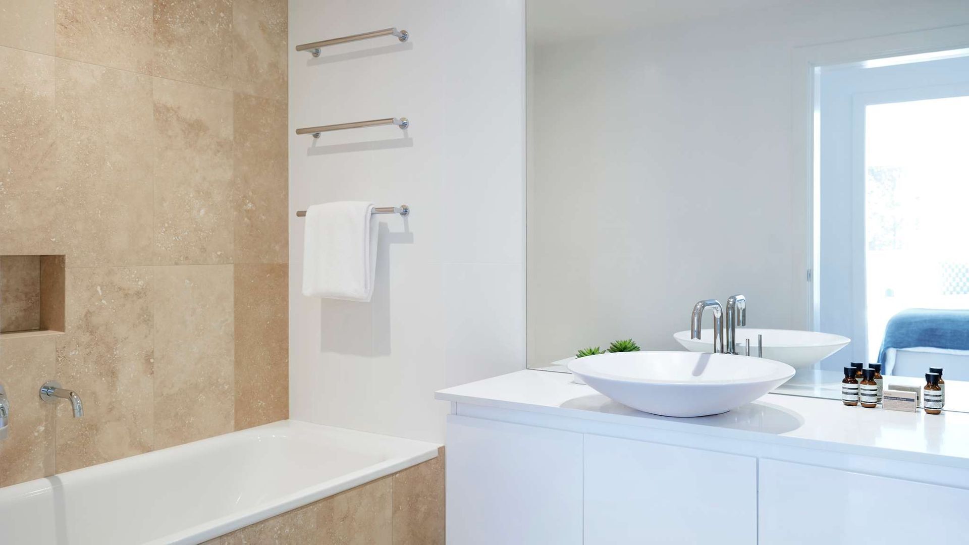 Palm Beach Tranquility by Contemporary Hotels — image 18