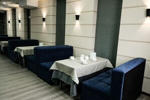 Restaurant - Orient Hotel (Osh)