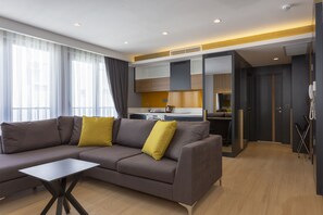 Sengetøy av topp kvalitet, safe på rommet og individuelt dekorert