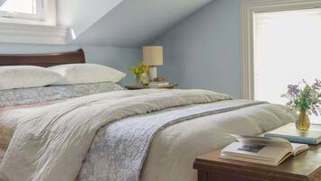 3 chambres, fer et planche à repasser, Wi-Fi gratuit, draps fournis