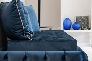 Exclusive Apartment, 1 Bedroom, City View | Living area - Amazing Colosseo (Rome)