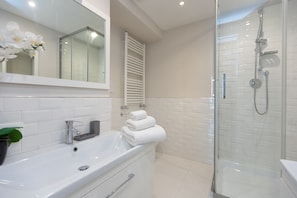 Bathroom - Amazing Colosseo (Rome)