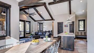 House, 3 Bedrooms | Interior