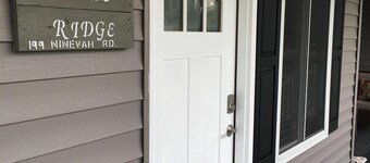 Brand New Blue Ridge Cottage Walking Distance to Downtown Waynesville