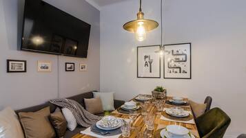 Standard-Apartment | Esszimmer