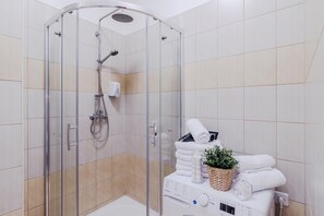 Appartamento Standard | Doccia