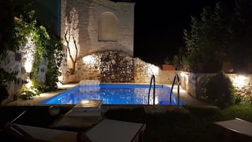 Piscina all'aperto