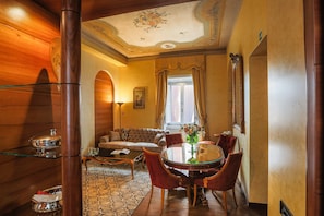 Apartment, 3 Bedrooms | Living area