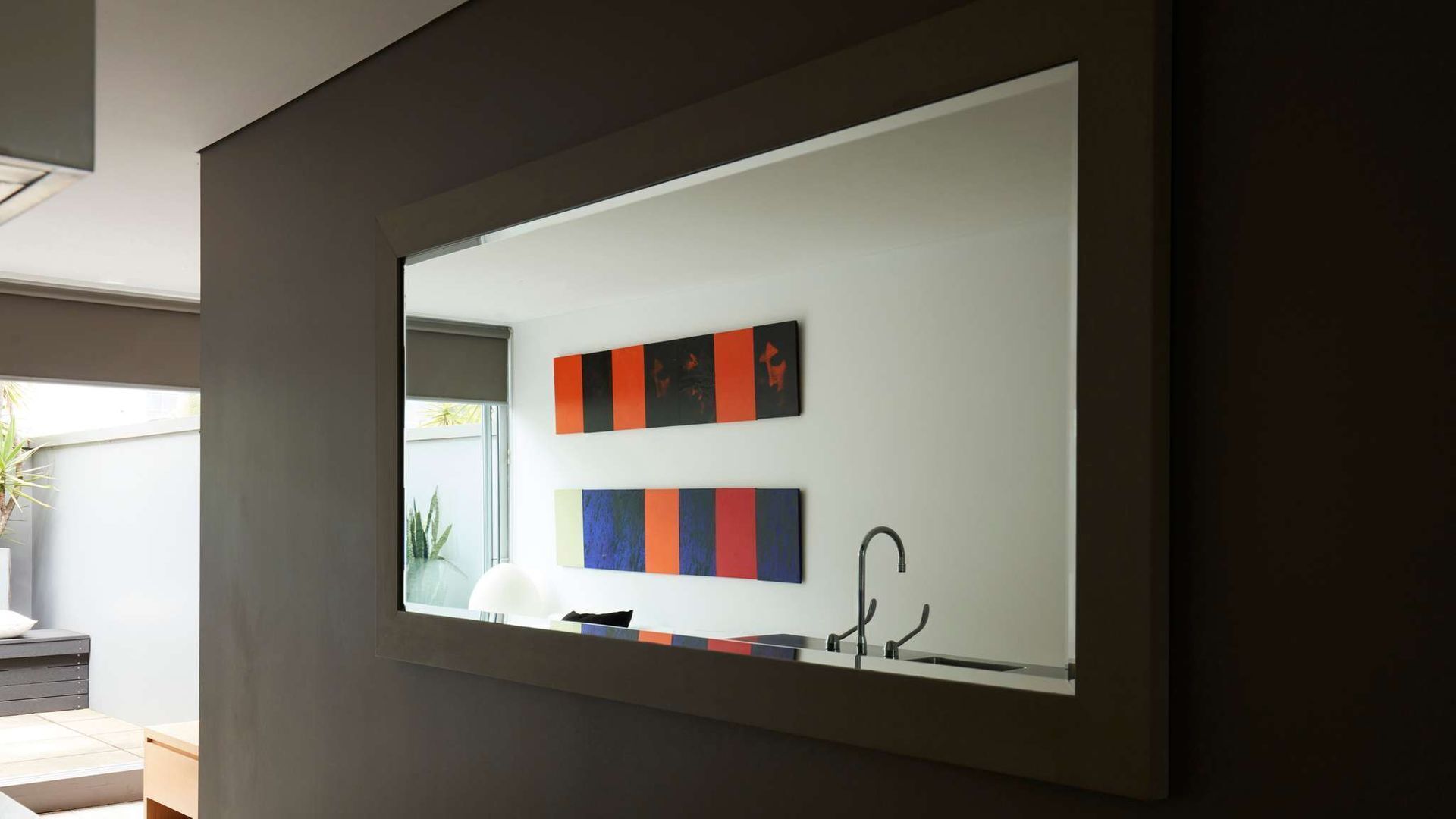 Apartment One by Contemporary Hotels is the quintessential glamorous Darlinghurst apartment for thos — image 7