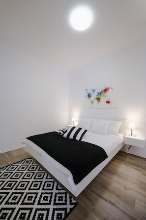 Desk, soundproofing, iron/ironing board, free cots/infant beds