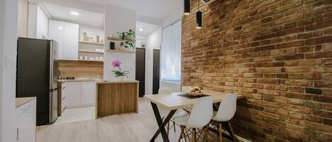 Apartment | Living area | Flat-screen TV