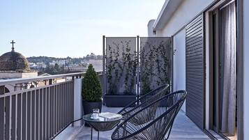 Superior-Apartment, 1Â King-Bett, Terrasse | Terrasse/Patio