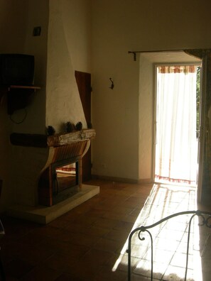 Interior - Vacation rental house with pool ROUSSILLON LS2-91 (Roussillon)