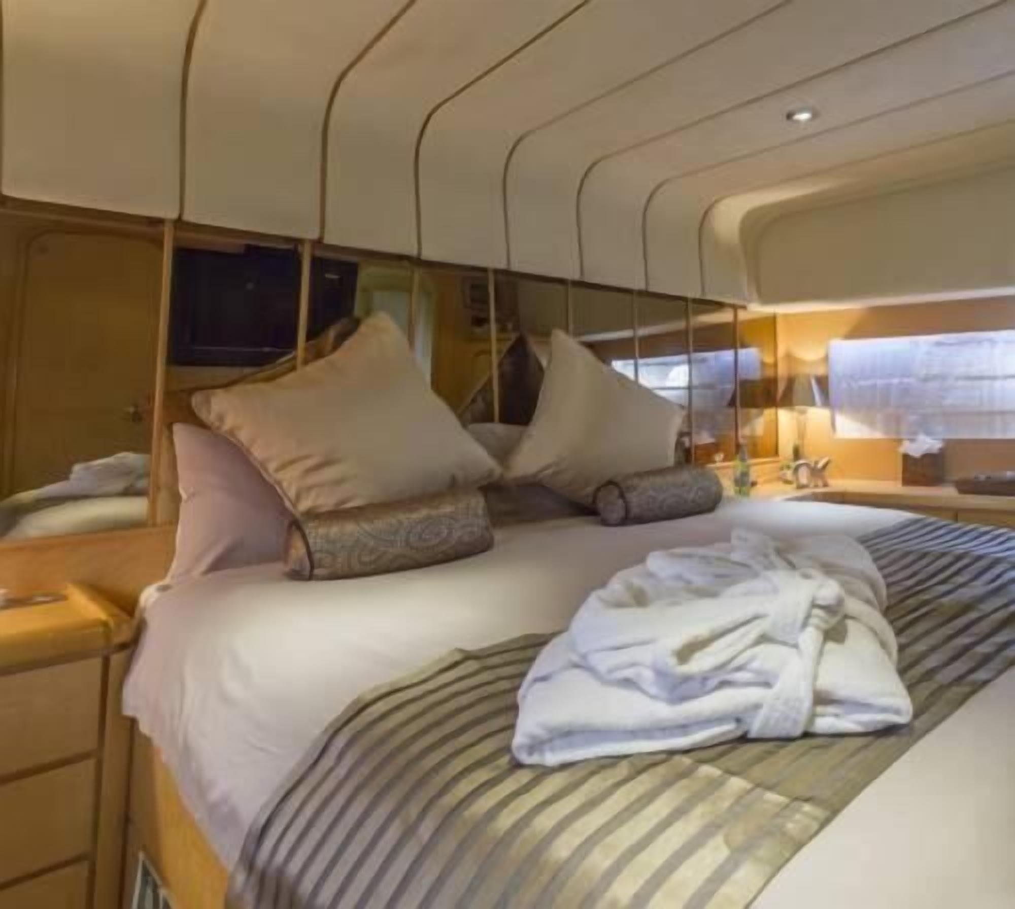 Coffres-forts dans les chambres, rideaux occultants