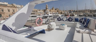 Riti Yacht