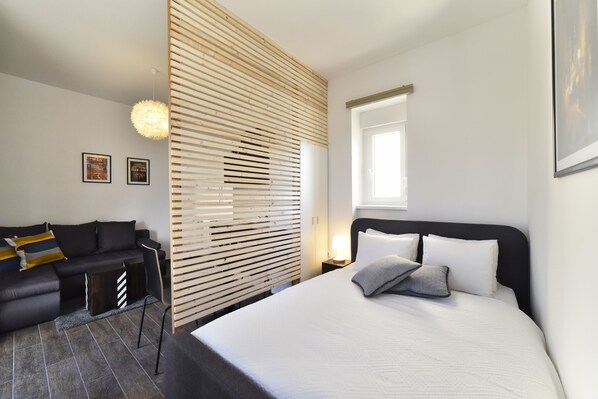 أسرّة أطفال/رضّع (مجانًا) وواي فاي مجانًا وملاءات أسرّة