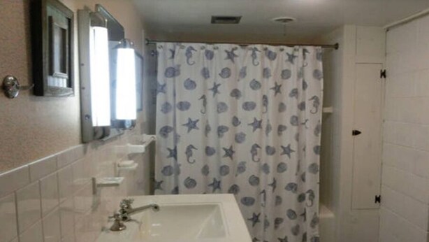 Villa luxueuse (5 Bedrooms) | Salle de bain | Articles de toilette (gratuits), peignoirs, pantoufles