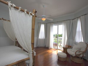 5 bedrooms, premium bedding, down comforters, in-room safe - Villa Constanza (Miami)