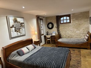 Comfort kamer, niet-roken, uitzicht op tuin (St Yves) | Luxe beddengoed, individueel gedecoreerd, individueel gemeubileerd