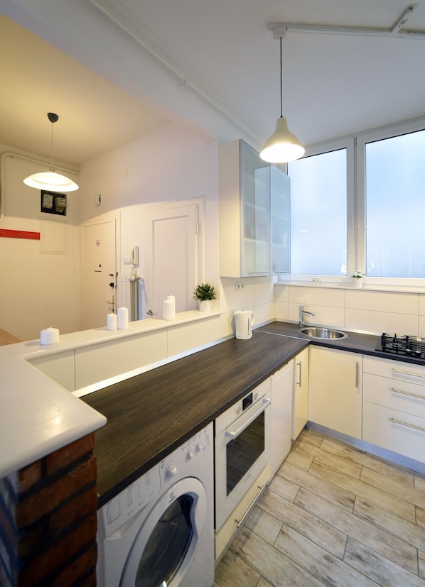 Studio (Khaleesi) | Private kitchen