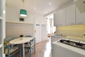 Apartment (Dux) | Private kitchen | Fridge, stovetop, coffee/tea maker, electric kettle - Sunny Apartment (Zagreb)