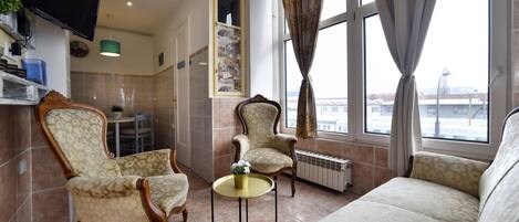 Apartment (Dux) | Living area | Flat-screen TV, DVD player