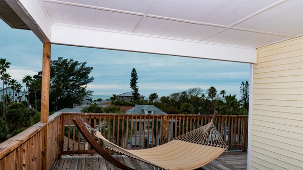 Panoramic House, Berbilang Katil, Non Smoking, Ocean View | Teres/patio
