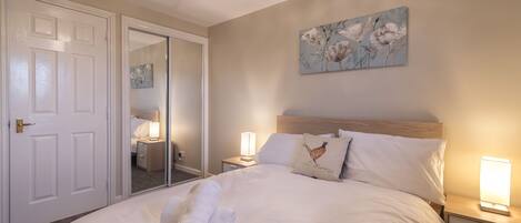 2 soverom, strykejern/-brett, wi-fi og sengetøy