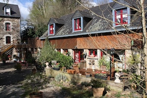 Exterior - Moulin de la Beraudaie (Bohal)