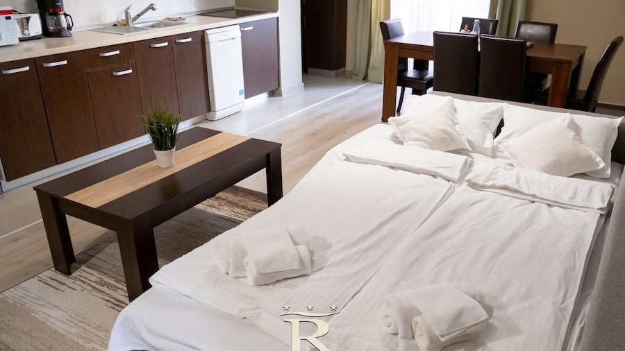 Apartment Family Rivulus