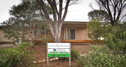 Greenly Sunset is a great budget holiday shack