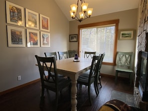 Condo (MH203) | Cuisine privée | Réfrigérateur, vaisselle et ustensiles