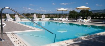 Serravalle Relais & Country Villa