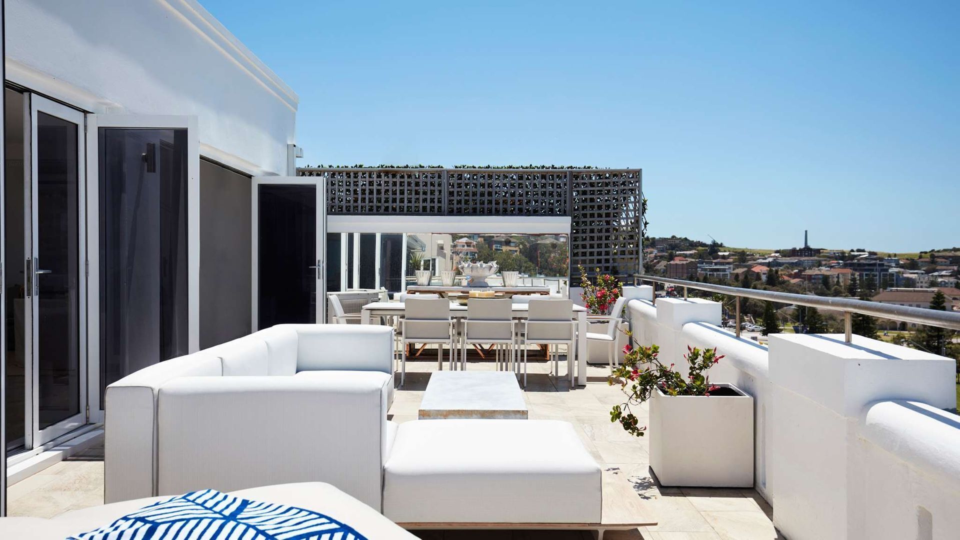 Bondi Chic by Contemporary Hotels — image 9