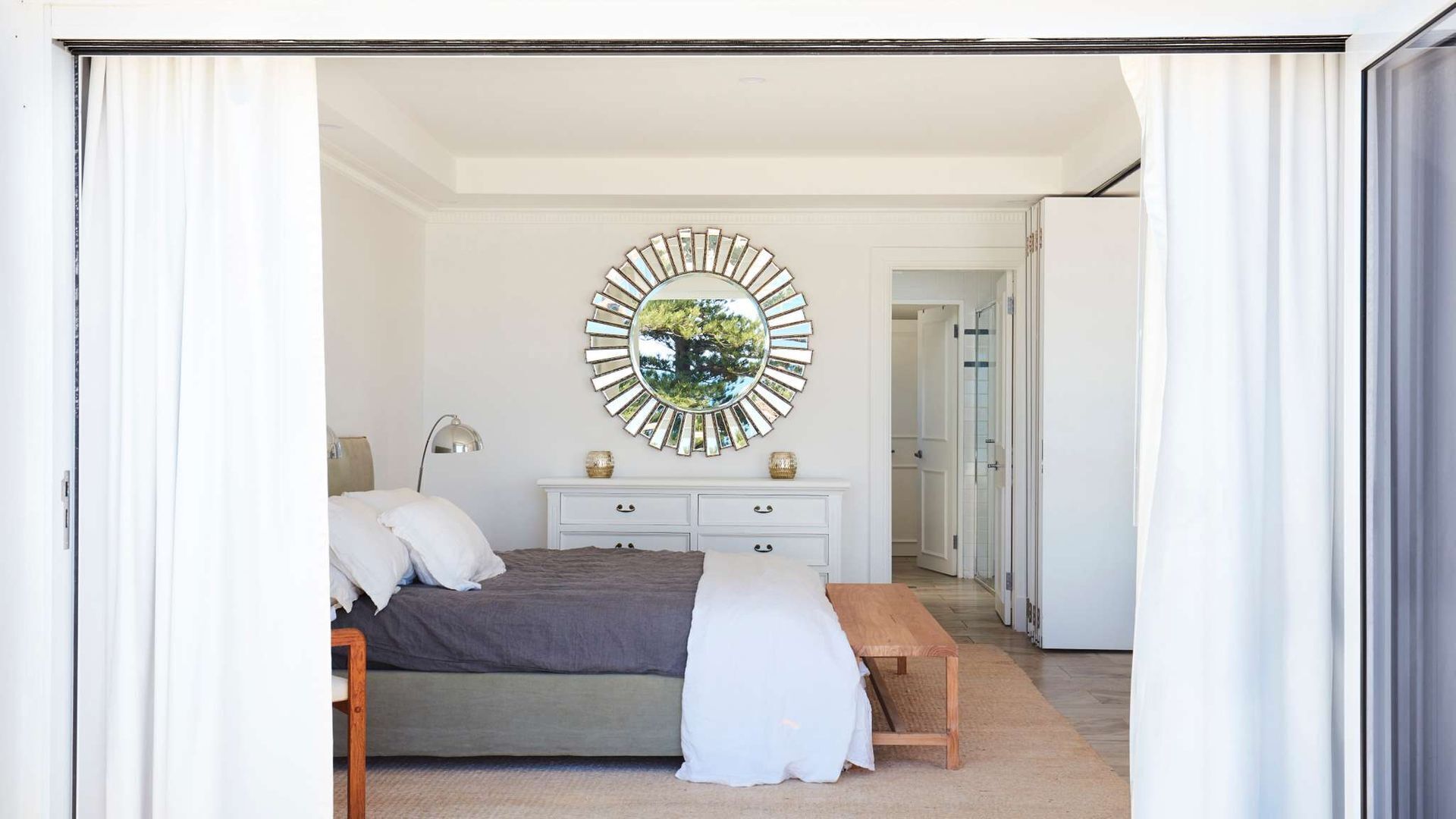 Bondi Chic by Contemporary Hotels — image 19