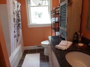 Bathroom - Quiet Cottage On Dead End Street - Comes With Golf Cart! (Wells)