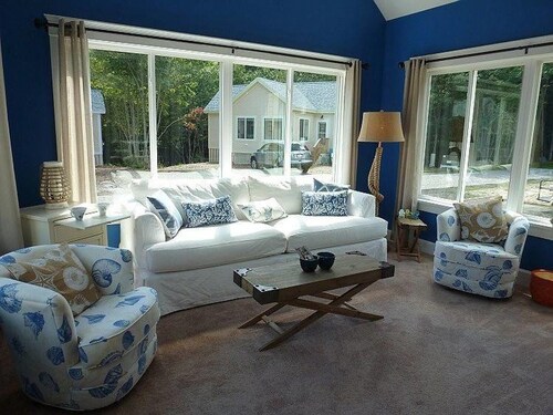 Quiet Cottage On Dead End Street - Comes With Golf Cart!