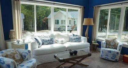 Quiet Cottage On Dead End Street - Comes With Golf Cart!